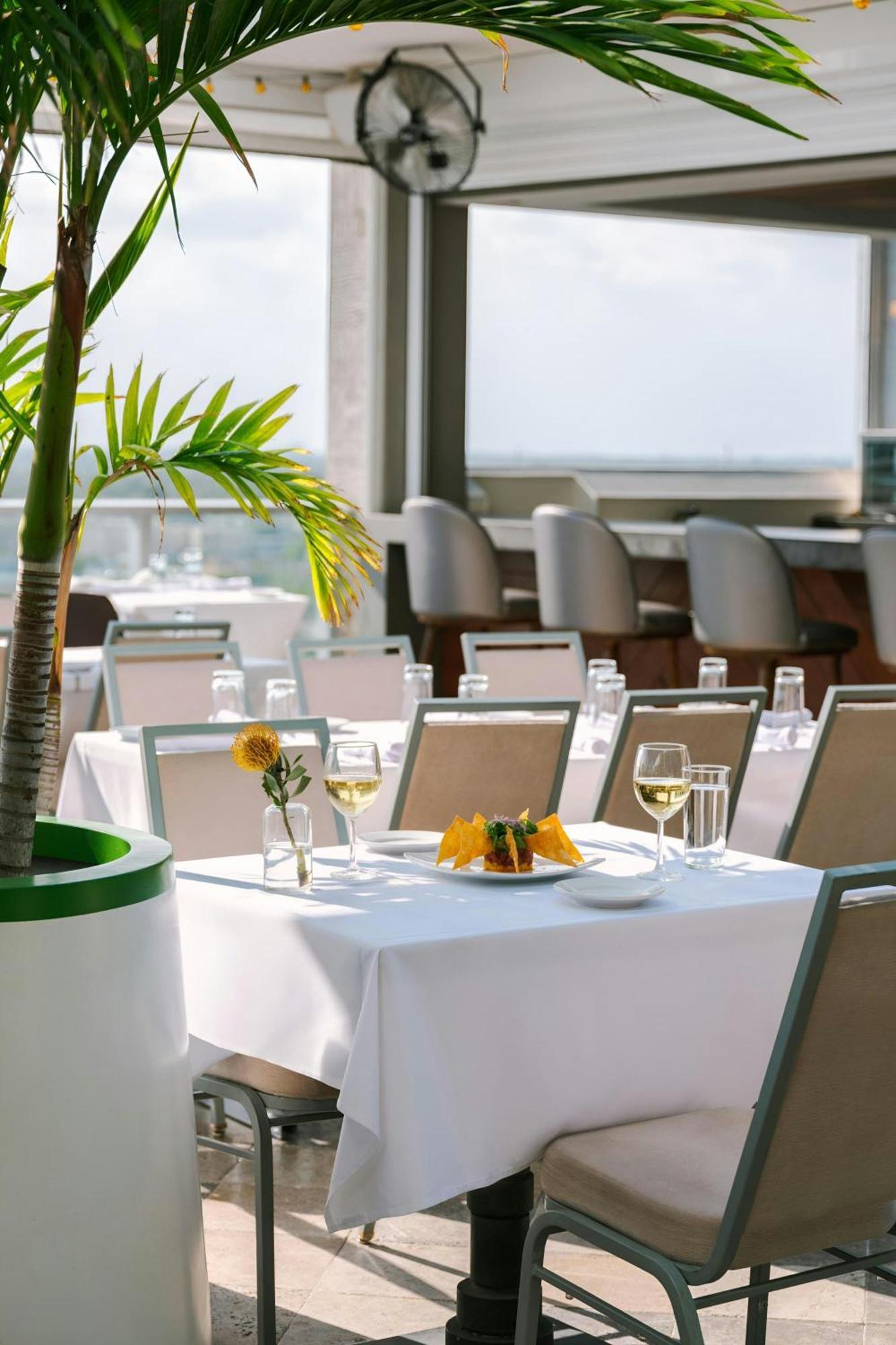 The Circ Hotel Hollywood, Sonder By Marriott Bonvoy 3* Hollywood