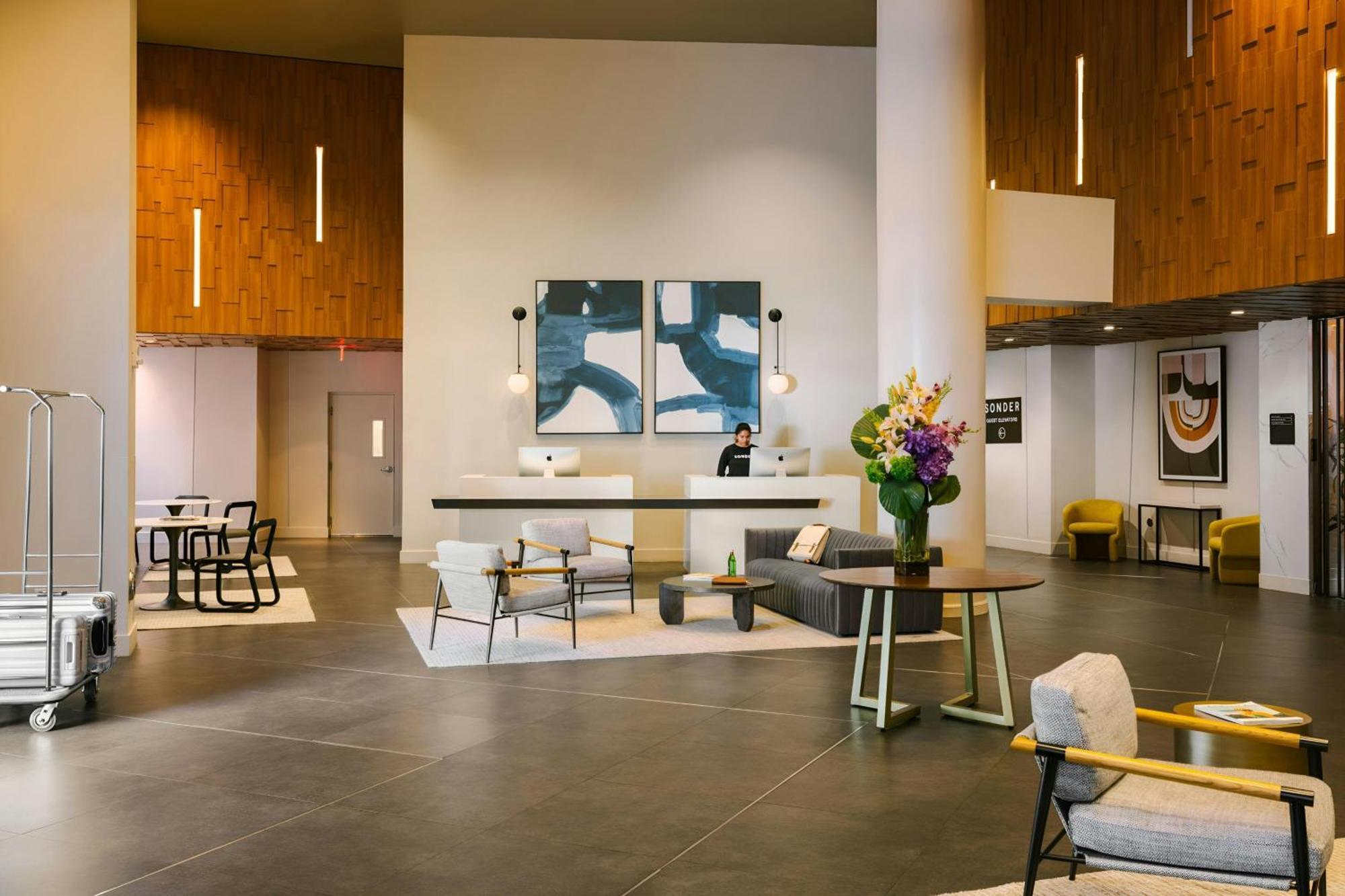The Circ Hollywood, Sonder By Marriott Bonvoy Hotel 3*