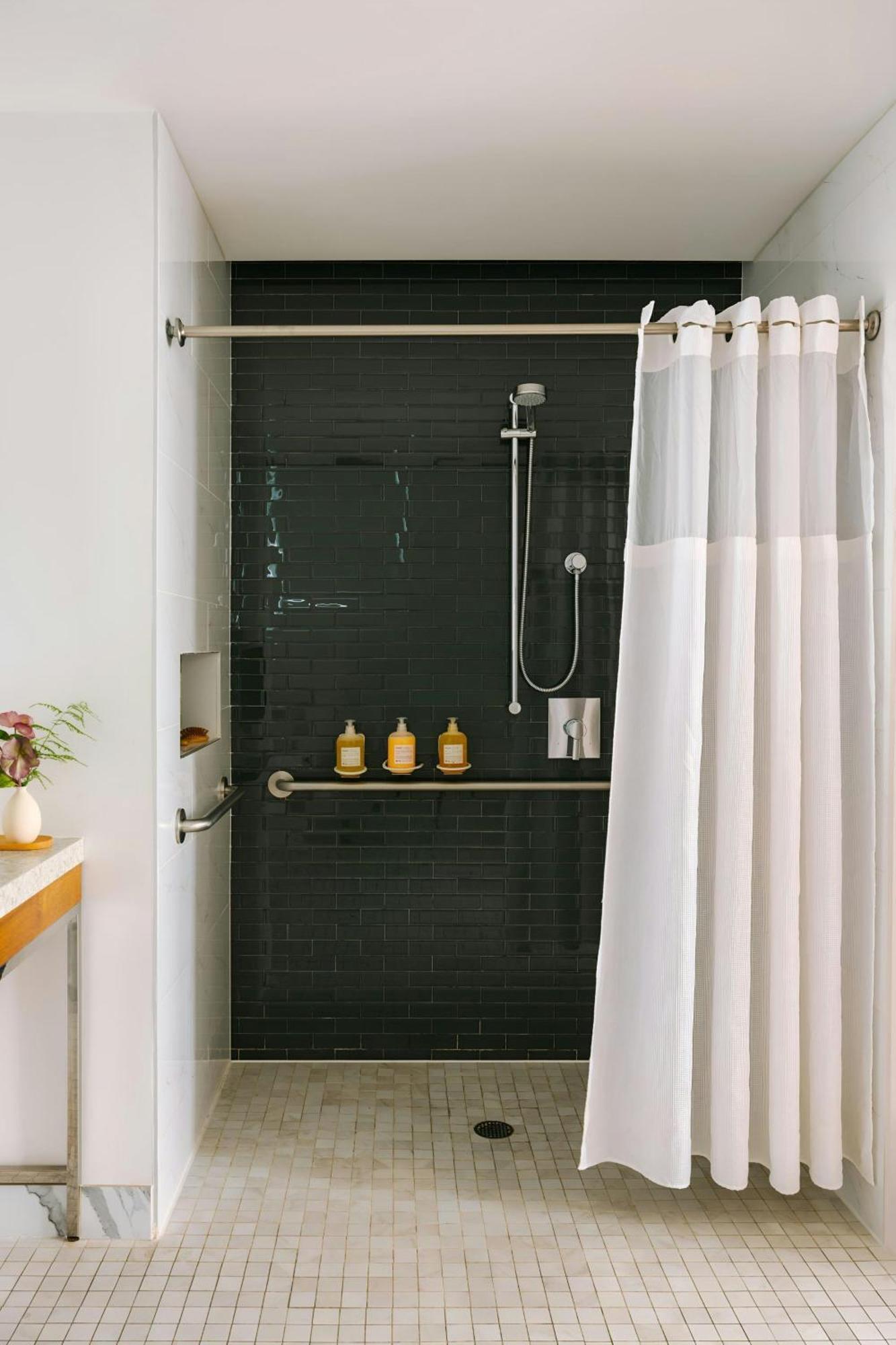 The Circ Hollywood, Sonder By Marriott Bonvoy